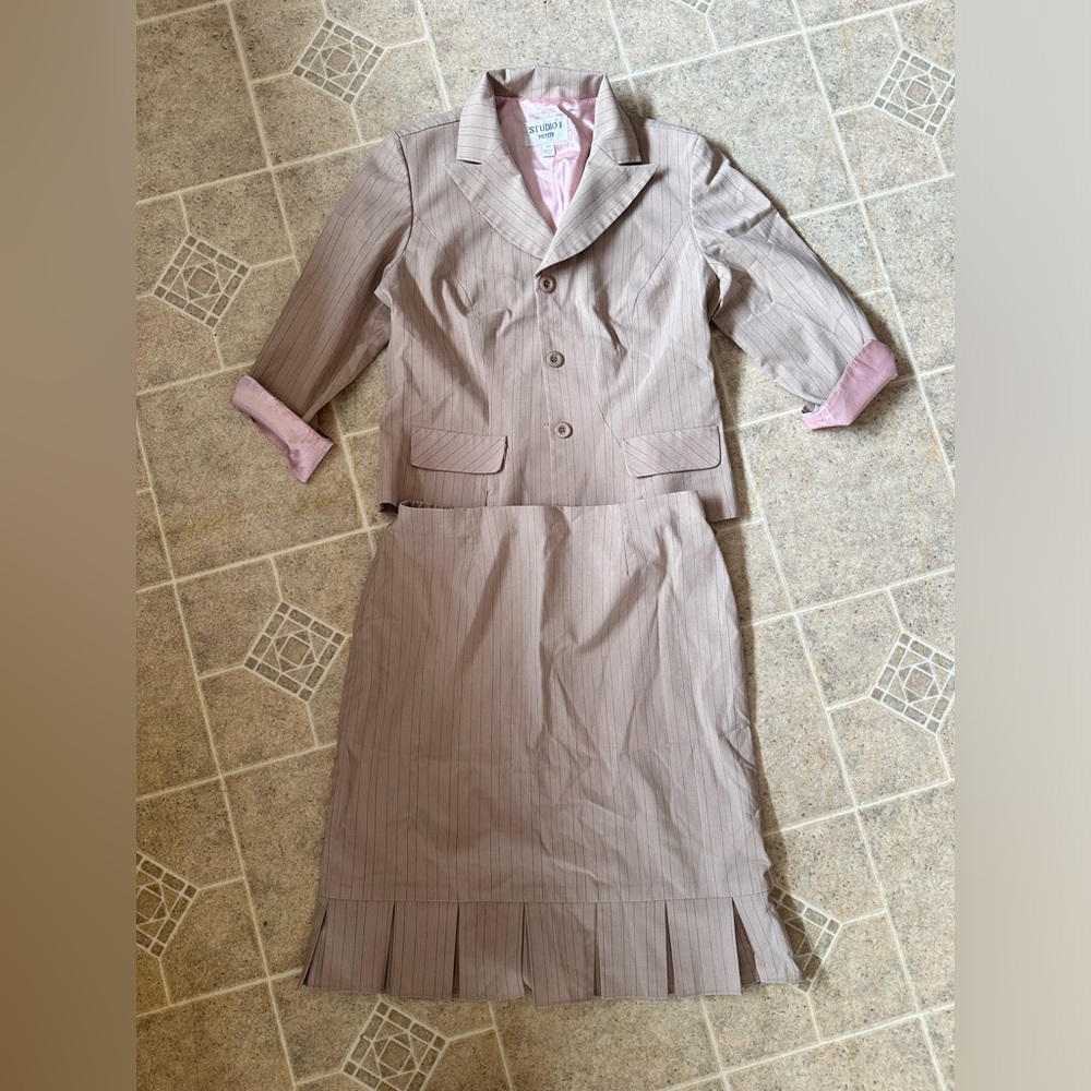 Studio 1 Petite Skirt Suit Set